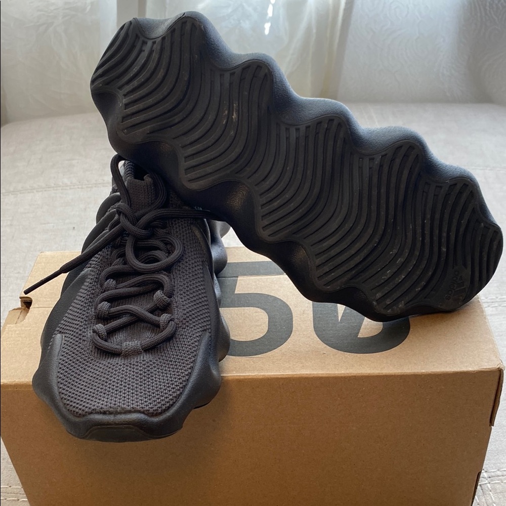 Men's Black Athletic Shoes